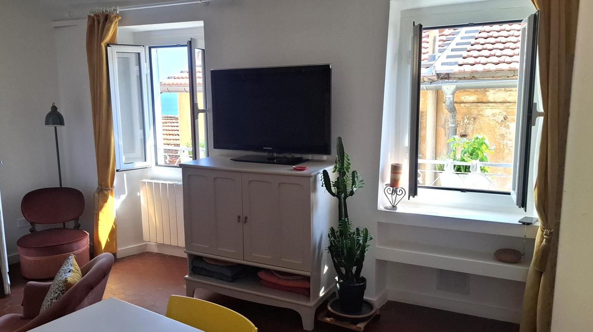 La Barca De La Vieille Ville 2 Chambres ม็องตง ภายนอก รูปภาพ